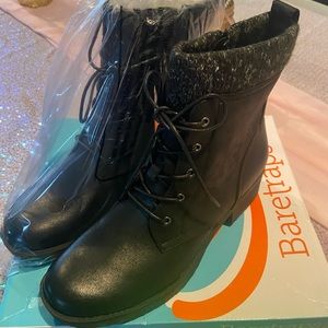 Baretraps Onnabeth Black ankle combat boots size 9